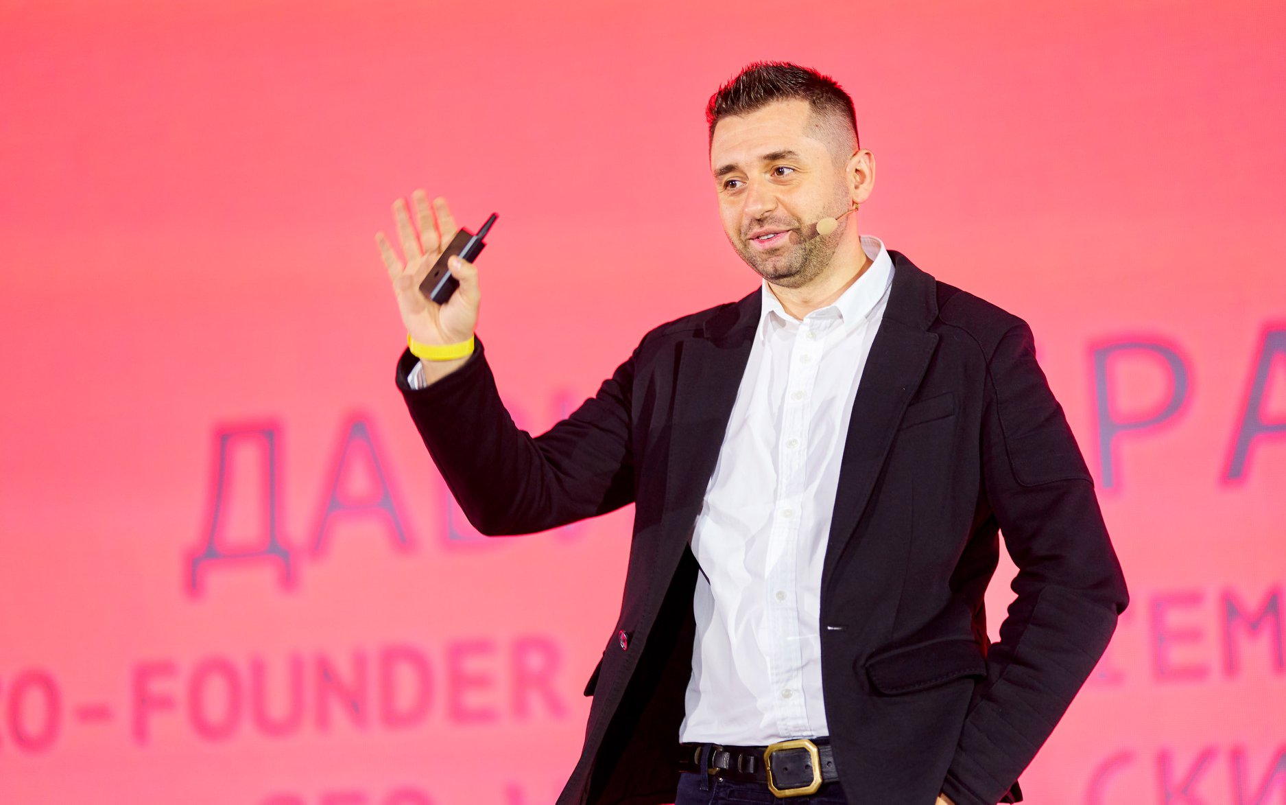 Давид Арахамія став ще більш багатодітним батьком